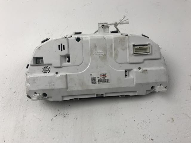 Instrumentpanel til Mitsubishi Outlander 2012-2015 (Type III, Fase 1)  (8100B897|)
