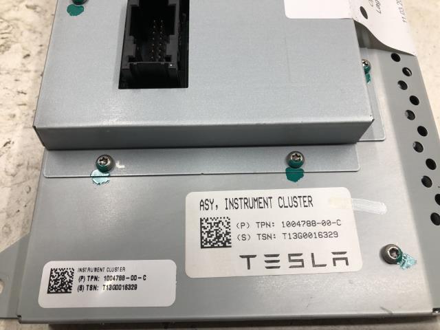 Instrumentpanel til Tesla Model S 2013-2016 (Fase 1)  (1004788-00-C|)