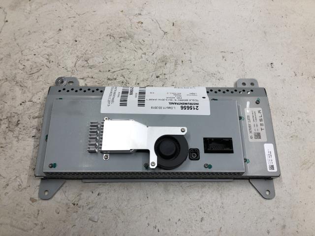Instrumentpanel til Tesla Model S 2013-2016 (Fase 1)  (1004788-00-C|)