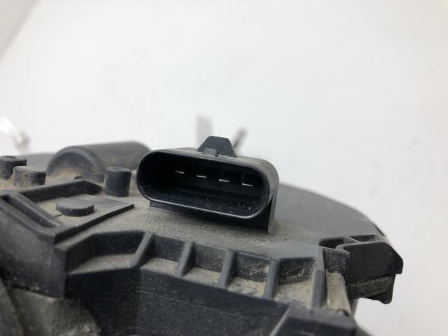 Viskermotor frontrute til Mercedes E-Klasse 2009-2013 (Fase 1) (W212) (W212) (BOSCH|1397220567|)