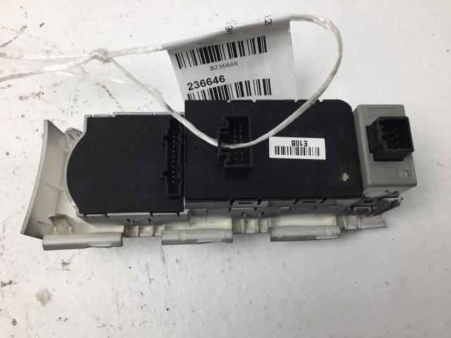 Bryter diverse til Kia Soul 2014-2019 (Type II)  (93600A|)