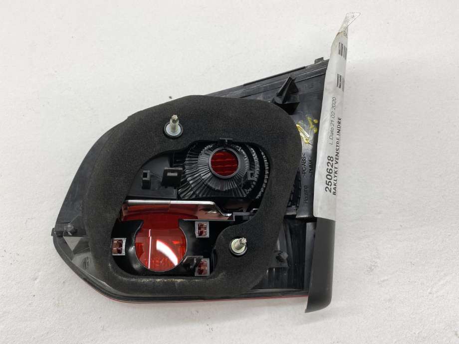 Baklykt venstre indre til VW Golf VI 2008-2012  (5K0 945 093 AA|)