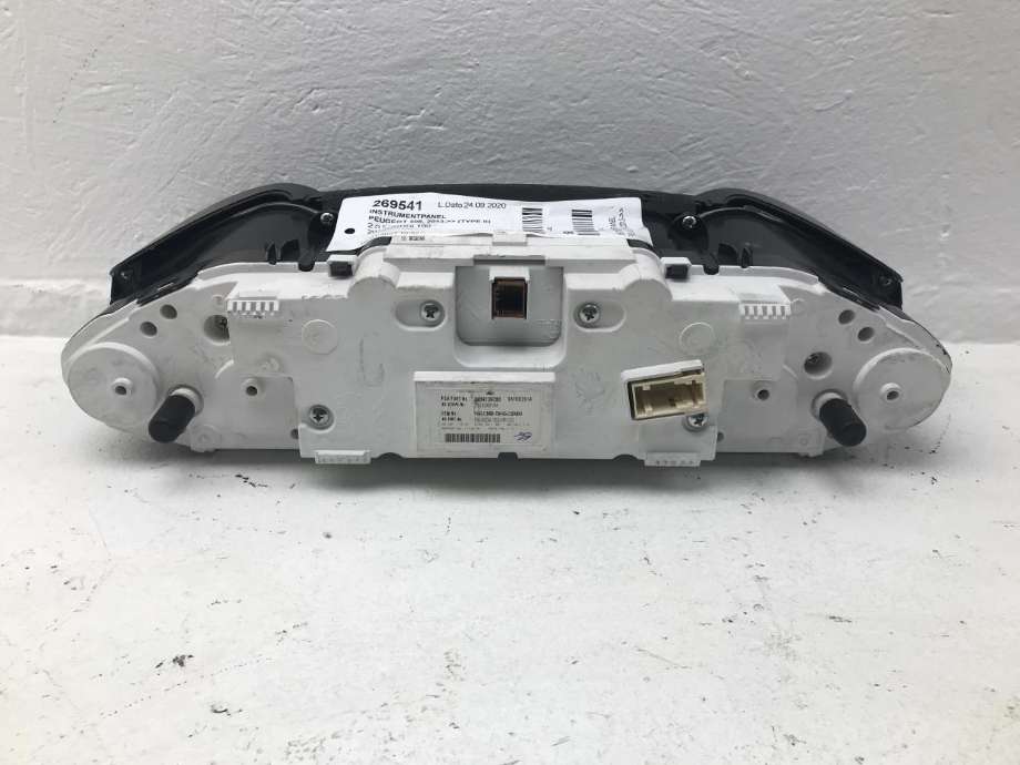 Instrumentpanel til Peugeot 308 2013-2021 (Type II)  (9809139280|)