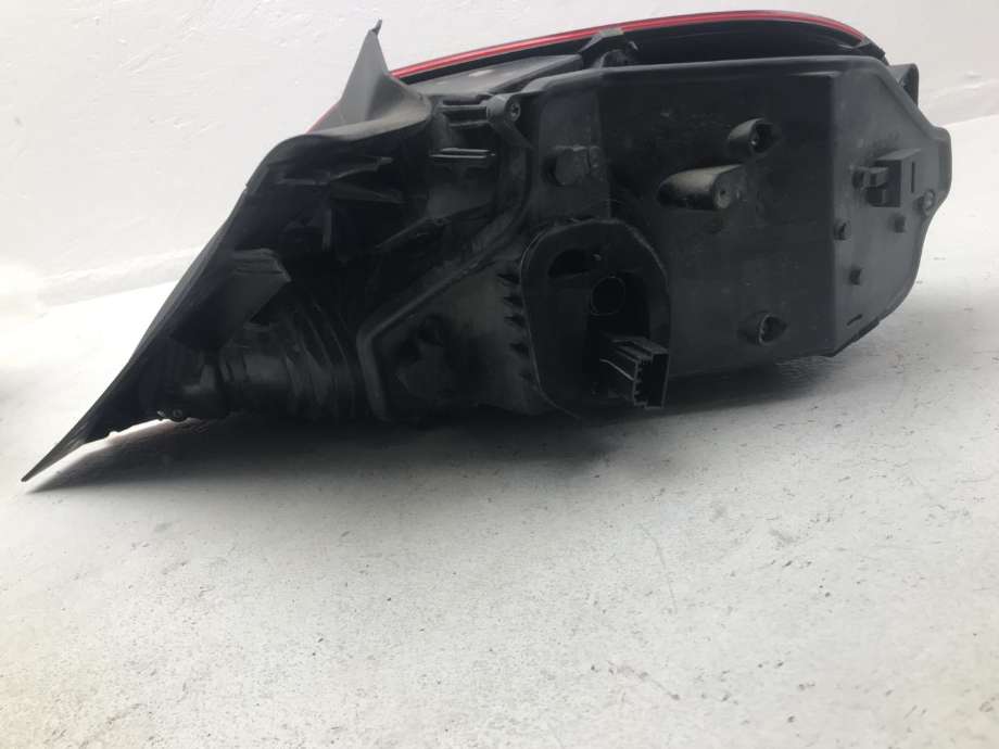 Baklykt venstre til VW Beetle 2011-2018 (Type II)  (5C5945095H|)