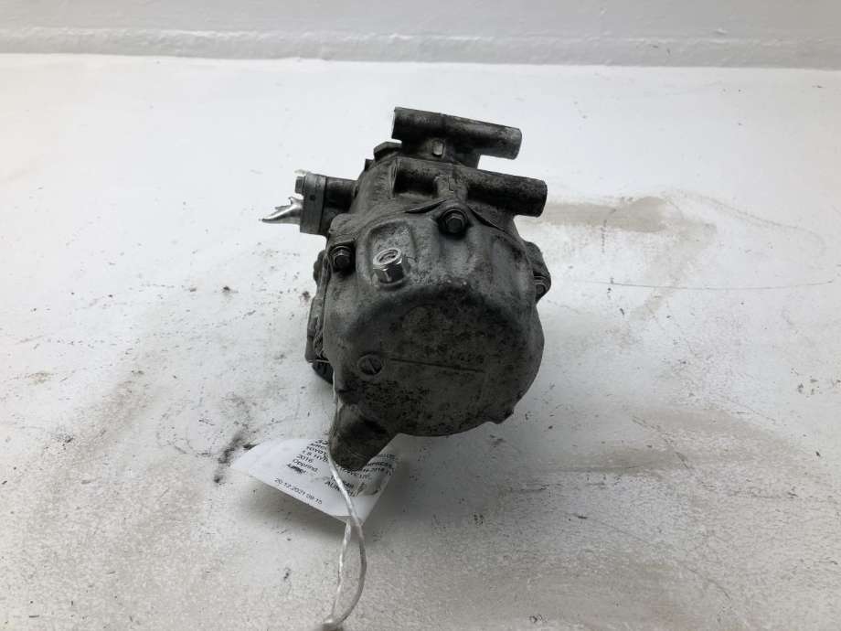 Aircondition kompressor hybrid til Toyota Auris 2015-2019 (Type II, Fase 2)  (DENSO|8837047033|)