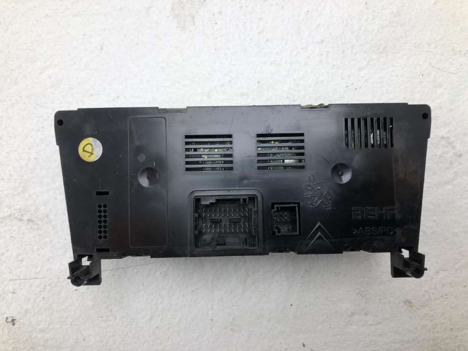Varmeapparat betjening til Peugeot 5008 2010-2017 (Type I)  (967383A9|)
