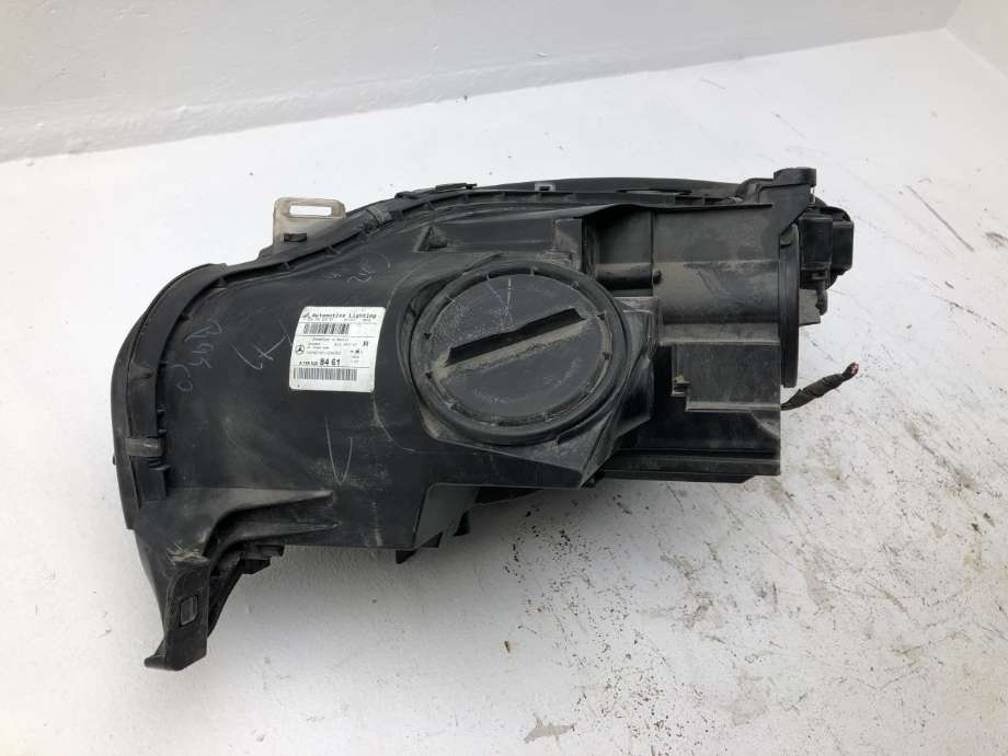 Frontlykt høyre halogen til Mercedes ML 2011-2015 (Fase 1) (W166) (W166) (A 166 820 84 61|)
