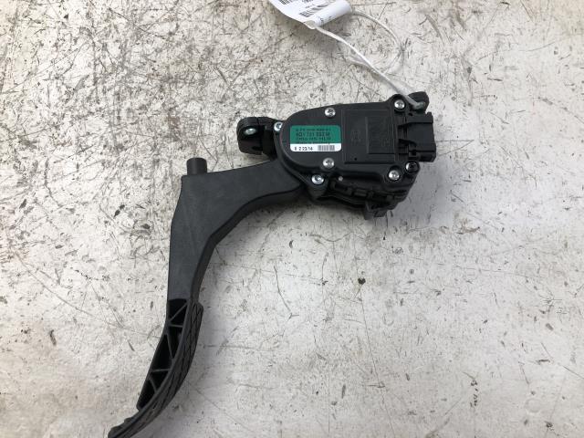 Pedal gass til VW Amarok 2010-2016 (Type I, Fase 1)  (6Q1721503M|)