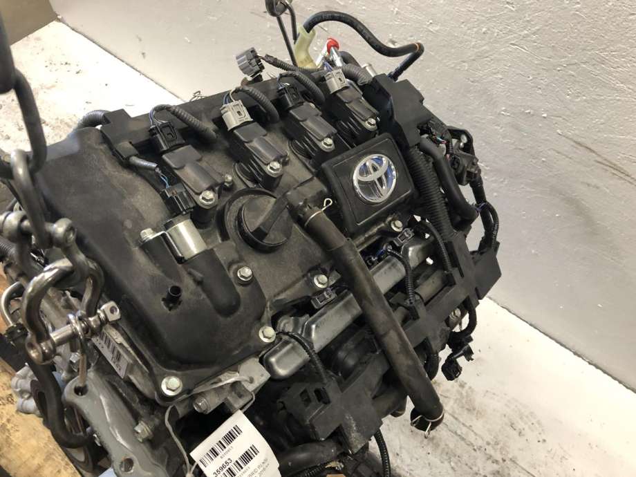 Motor hybrid bensin del til Toyota C-HR 2016-->>  (04111-37501|2ZRFXE|)