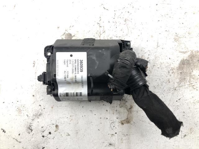 Sikringsboks til Opel Combo D 2012-2018 (8231SE|)