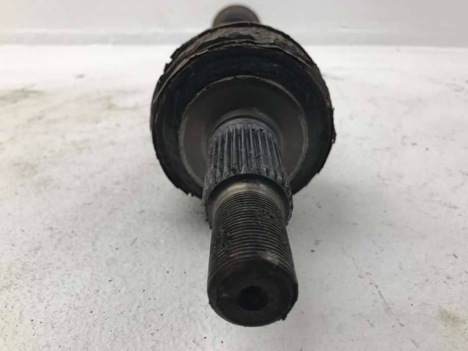 Drivaksel høyre bak, diesel/automat til Audi Q7 2010-2015 (Type I, Fase 2) (AUDI|7L8 501 201 B|)