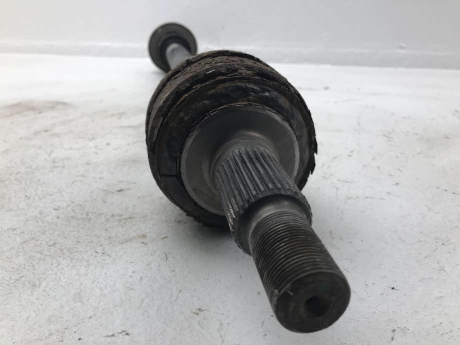 Drivaksel venstre bak, diesel/automat til Audi Q7 2010-2015 (Type I, Fase 2)  (AUDI|7L8 501 201 B|)
