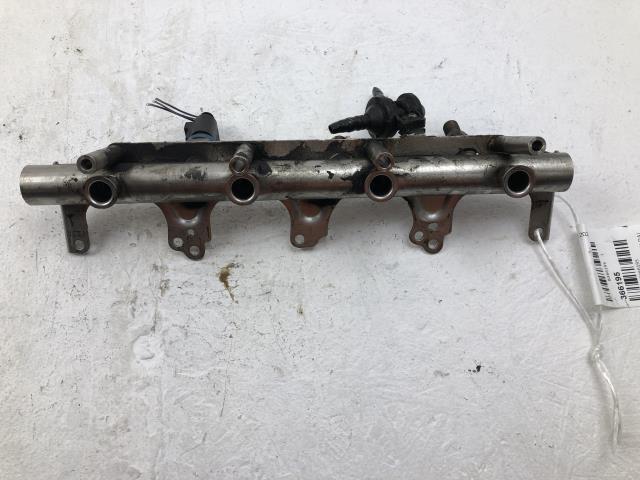 Dyseskinne (fuelrail) til Audi TT 2006-2014 (Type II)  (06F133317L|)