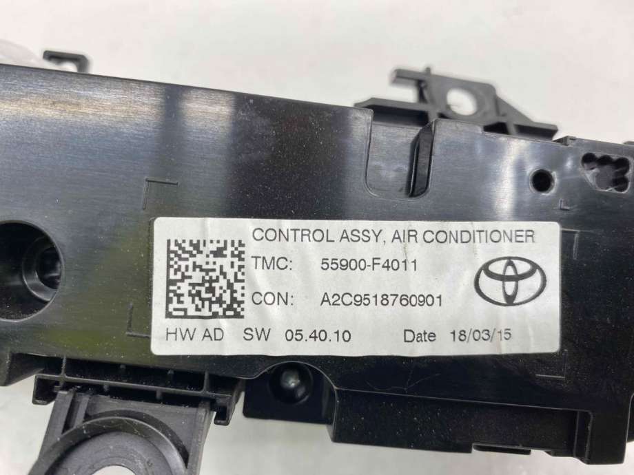 Varmeapparat betjening til Toyota C-HR 2016-->>  (55900F4011|)