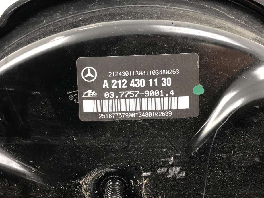 Bremsekraft-forsterker til Mercedes CLS 2011-2017 (C218) (C218) (MERCEDES|A 212 430 20 30|)