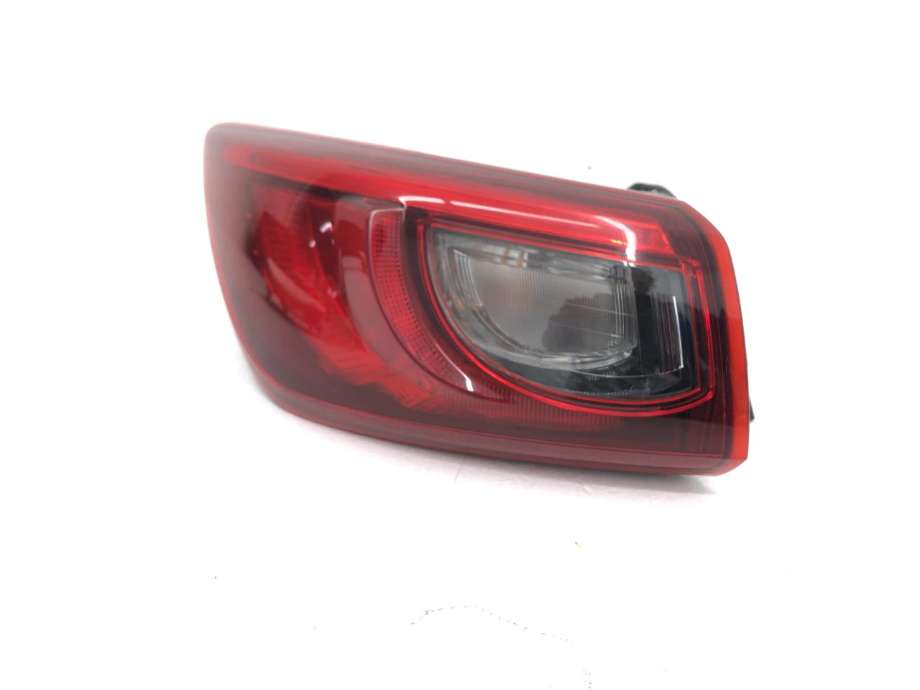 Baklykt venstre ytre til Mazda CX-3 2015-2022 (DB2S-51-160F|)
