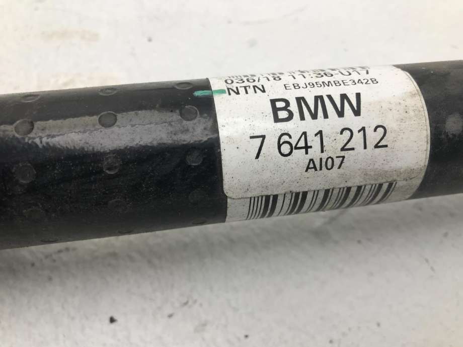 Drivaksel høyre bak, elbil til BMW i3 2013-2022  (BMW|33 20 7 641 212|)