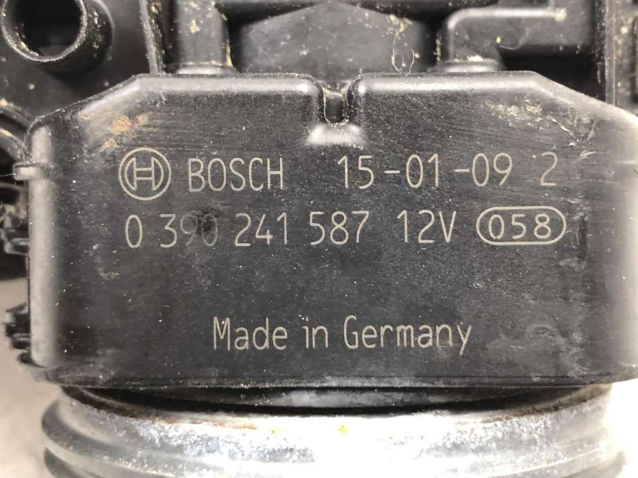 Viskermotor frontrute til Peugeot 308 2013-2021 (Type II)  (98 103 279 80|)