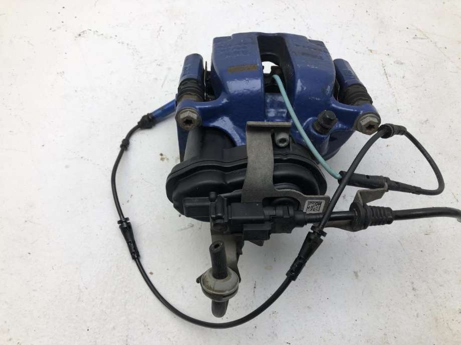 Bremsecaliper venstre bak, elektrisk til BMW 5-Serie 2017-->> (G30/G31) (G30/G31) (BMW|34 21 6 870 575|)