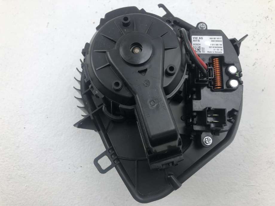 Varmeapparat motor til VW Transporter / Caravelle 2019-->> (T6.1) (T6.1) (7L1819021|7LA819 15|)