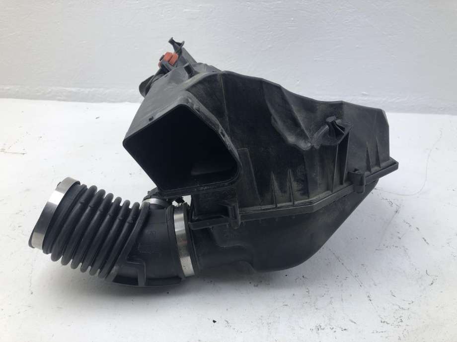 Luftfilterboks til BMW X7 2018-->> (G07) (G07) (13718470034|)