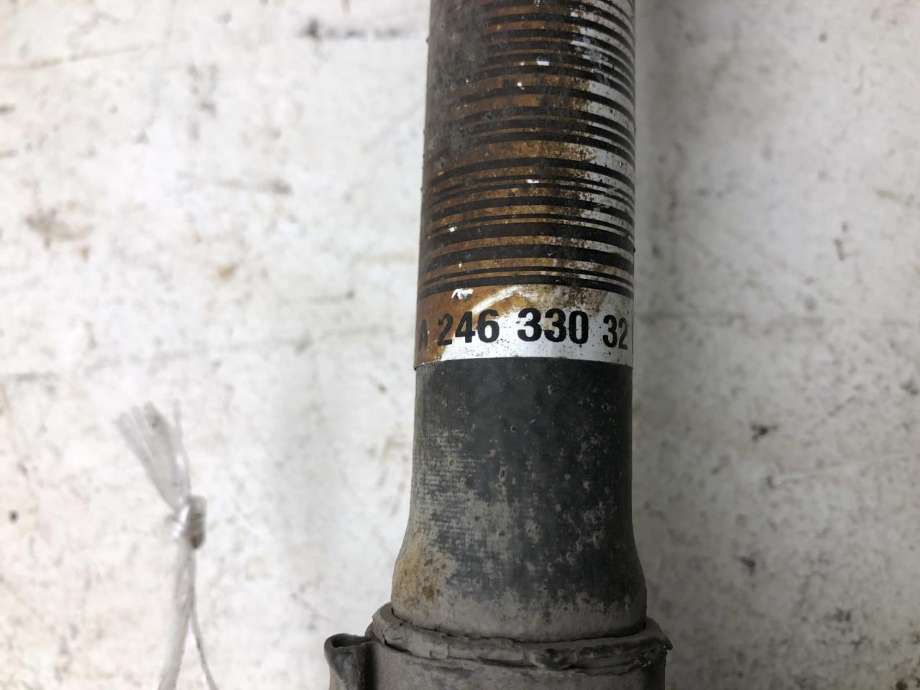 Drivaksel høyre foran, diesel/automat til Mercedes B-Klasse 2011-2018 (W246) (W246) (A2463600274|)