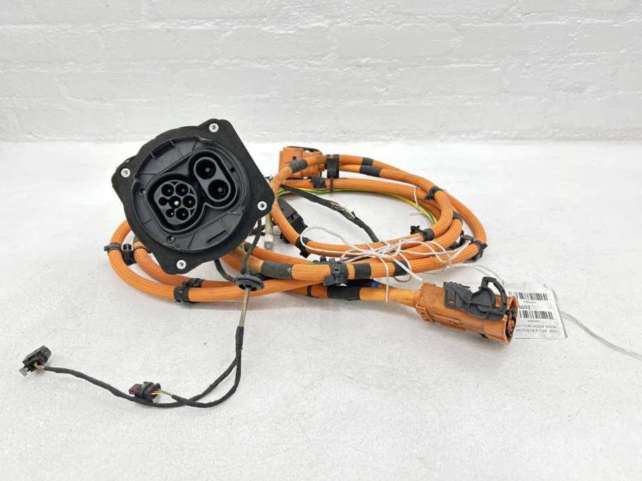 Batterilader inntak/luke til Mercedes EQB 2022-->> (A 243 757 02 00|)