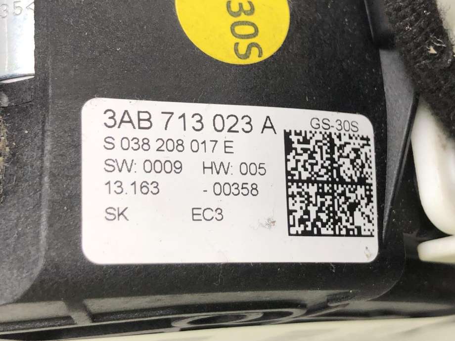 Girstang/girvelger automat til VW Passat 2011-2015 (B7) (B7) (3AB 713 025 D|)