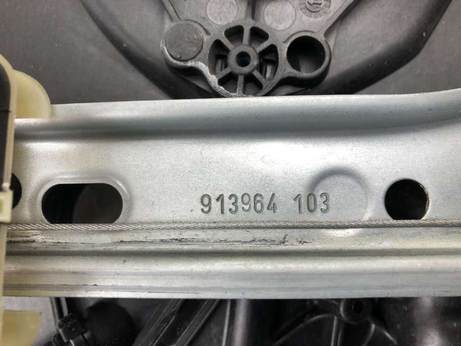 Ruteheis høyre bak til Volvo V70 2014-2016 (Type III, Fase 2) (913964103|)