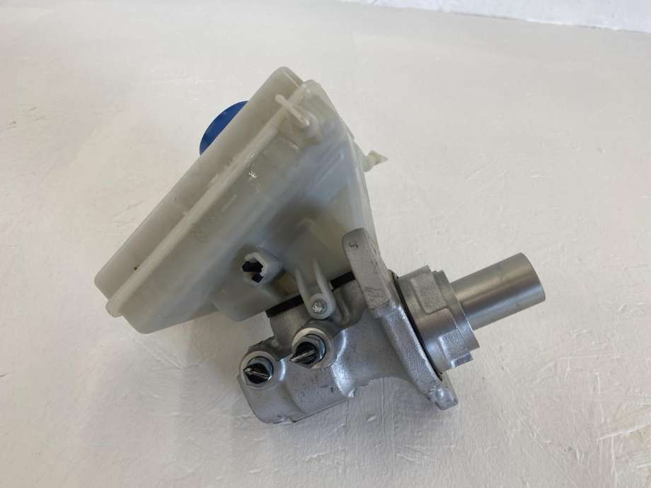 Bremsepumpe hoved til BMW X4 2014-2018 (F26) (F26) (34 33 6 857 872|)