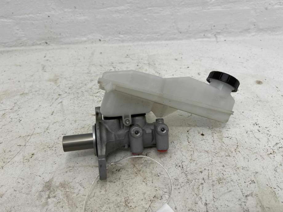 Bremsepumpe hoved til Peugeot e-208 2019-->>  (16 435 813 80|)
