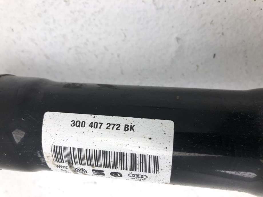 Drivaksel høyre foran, hybrid til VW Passat 2015-2019 (Fase 1) (B8) (B8) (3Q0 407 272 BK|)