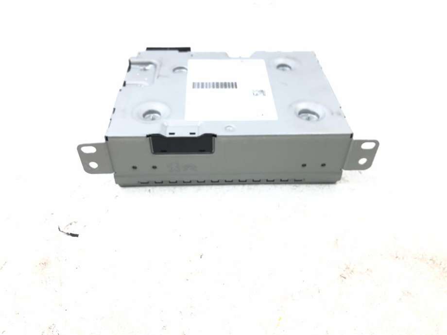 Bilstereo til Peugeot e-2008 2019-->> (16 742 065 80|)