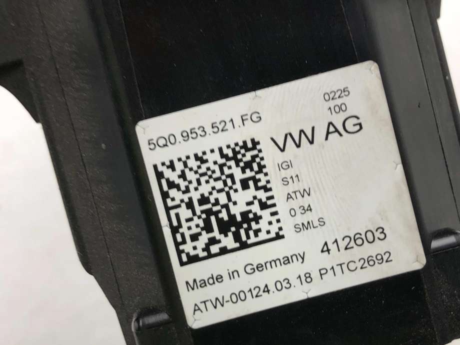 Bryter combi til VW Passat 2015-2019 (Fase 1) (B8) (B8) (5Q0953521FG|)