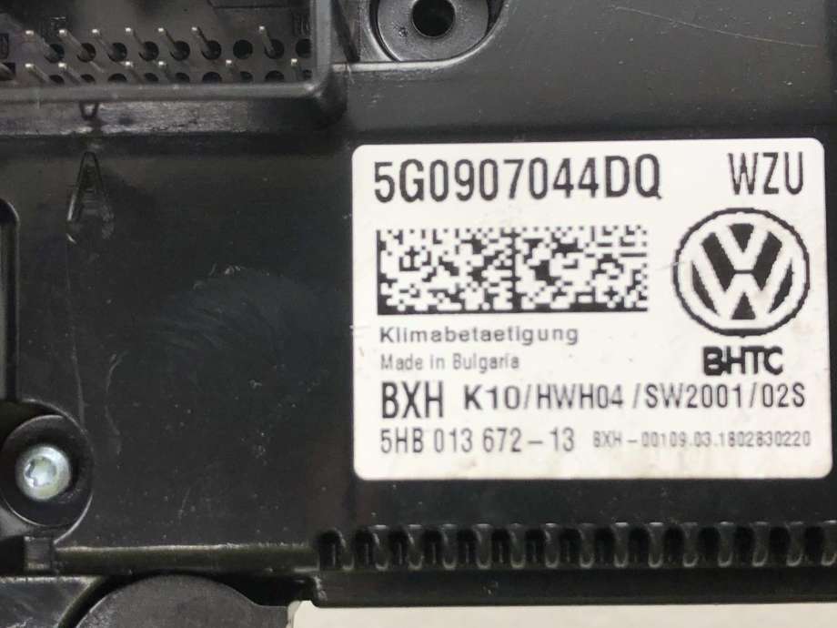Varmeapparat betjening til VW Passat 2015-2019 (Fase 1) (B8) (B8) (5G0907044DQ|)