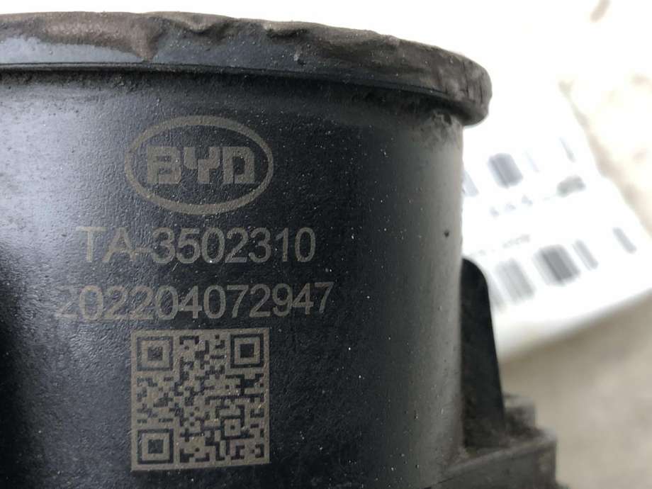 Bremsecaliper høyre bak, elektrisk til BYD Tang 2020-->> (3502200D3|)