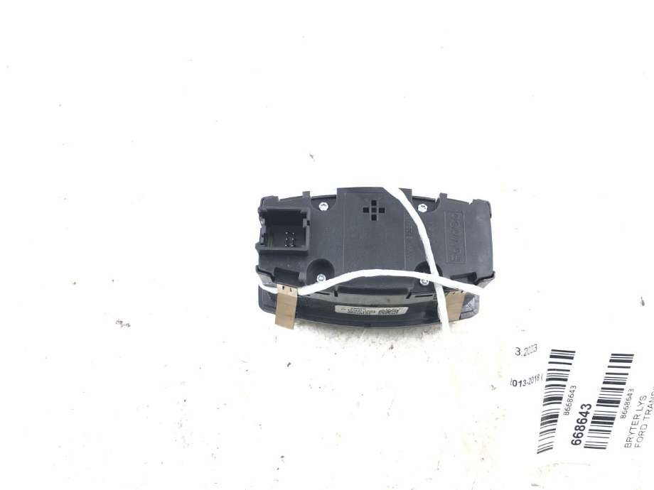 Bryter lys til Ford Transit Connect 2013-2018 Type II, Fase 1 (2048039|BM5T13A024AE|)