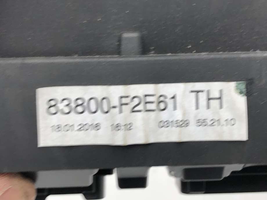 Instrumentpanel til Toyota Auris 2015-2019 (Type II, Fase 2)  (83800F2E64|)
