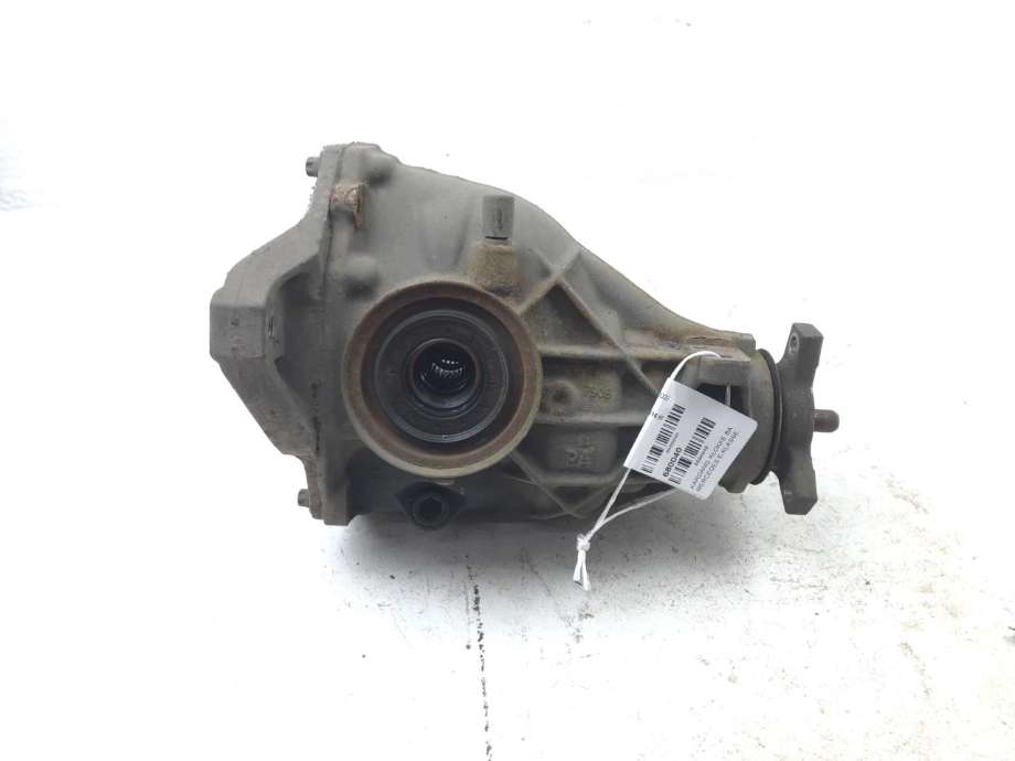 Kardang klokke bak til Mercedes E-Klasse 2013-2016 (Fase 2) (W212) (W212) (A 207 350 03 14|)