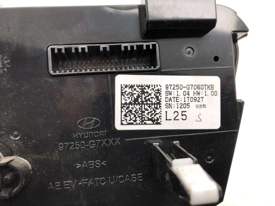 Varmeapparat betjening til Hyundai Ioniq Electric 2016-2019 (Fase 1) (97250G7060TKB|)