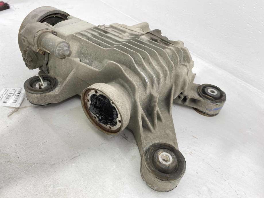 Kardang klokke bak til Škoda Yeti 2009-2013 (Fase 1) (0BR 525 010 B|)