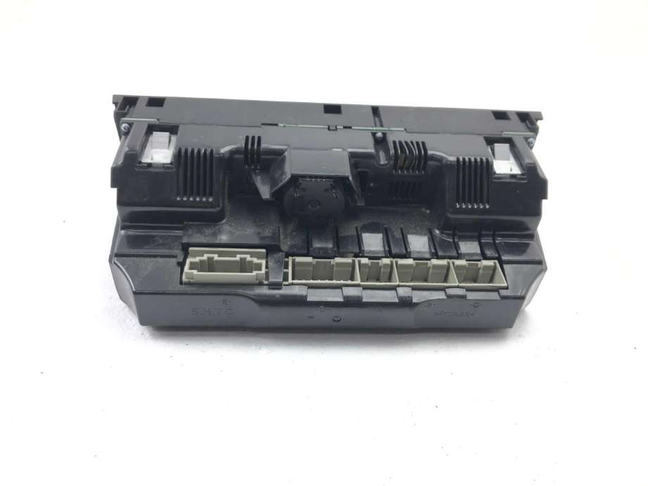Varmeapparat betjening til Audi A6, Allroad 2008-2011 (Type II, Fase 2) (C6) (C6) (4F1 820 043 AL|)