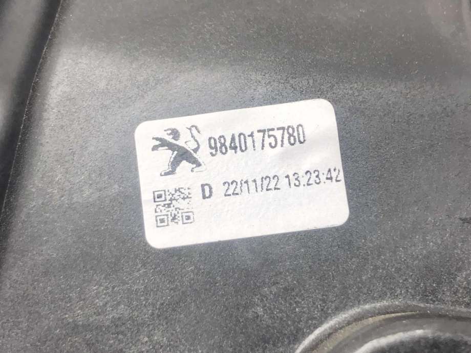 Ruteheis høyre foran til Toyota Proace City 2020-->>  (9840175780|)