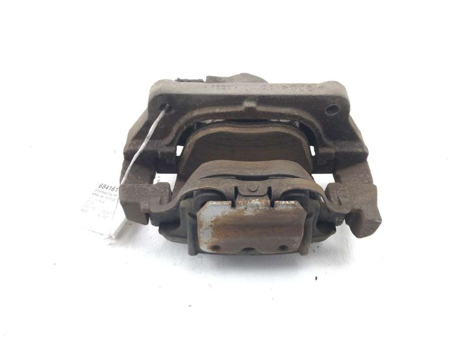 Bremsecaliper høyre foran til BMW X5 2013-2018 (F15) (F15) (34 11 6 776 784|)