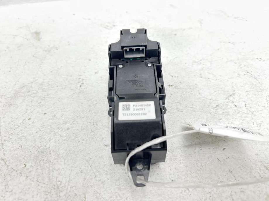 Bryter start/stopp til Volvo XC90 2015-2025 (Type II)  (32245366|)