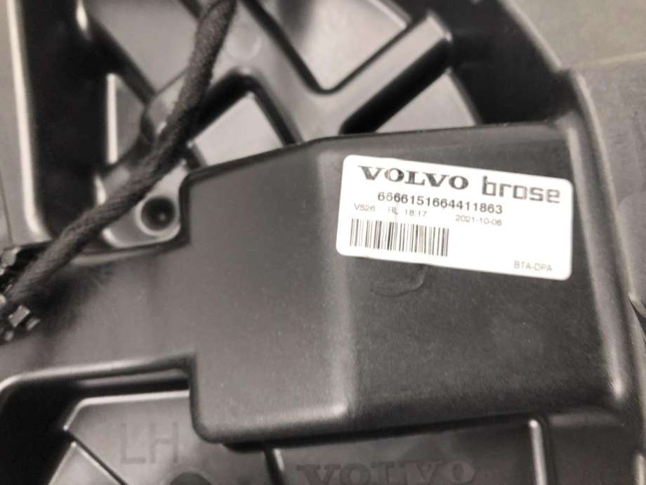 Ruteheis venstre bak til Volvo XC90 2015-2025 (Type II) (31349764|)