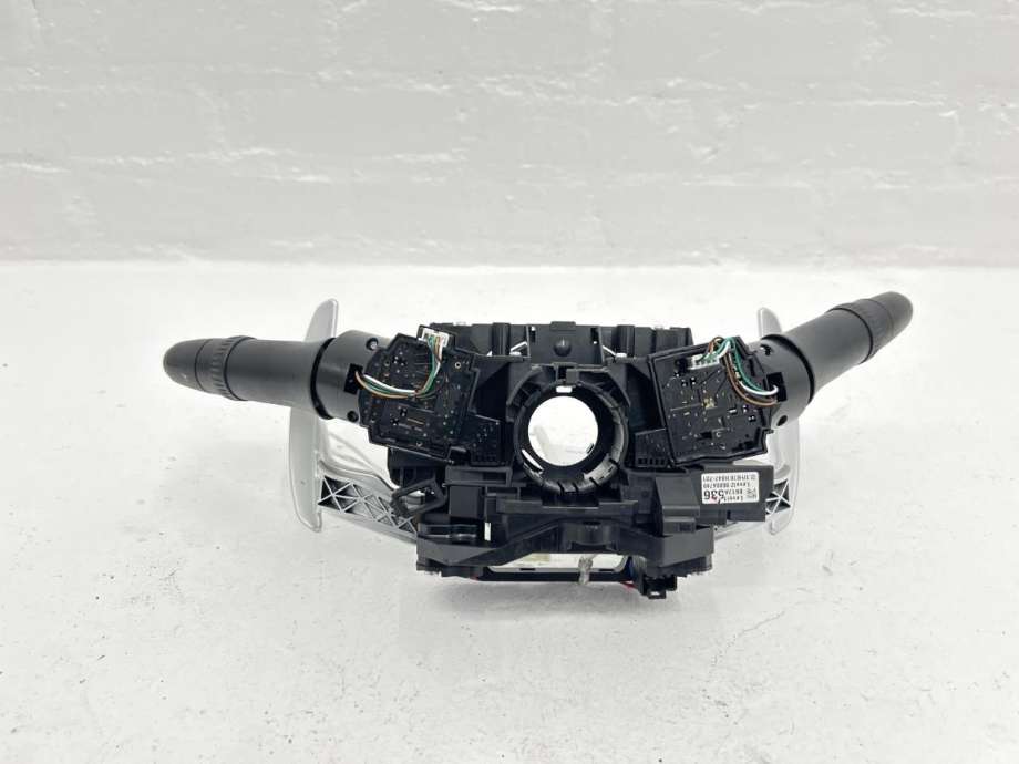 Bryter combi til Mitsubishi Outlander 2015-->> (Type III, Fase 2)  (8600A749|)