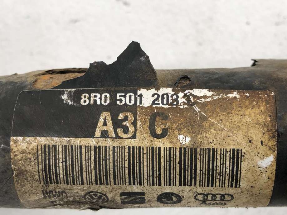 Drivaksel venstre bak, diesel/automat til Audi A8 2010-2013 (Type III, Fase 1)  (8R0 501 203 C|)