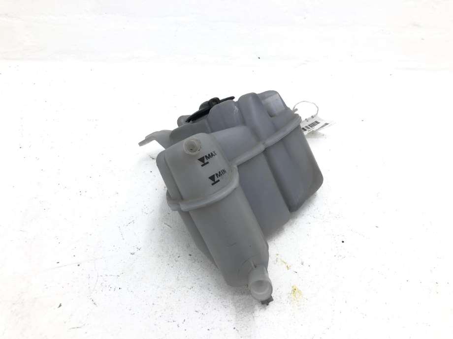 Ekspansjonstank til Audi A8 2010-2013 (Type III, Fase 1)  (4H0 121 403 M|)