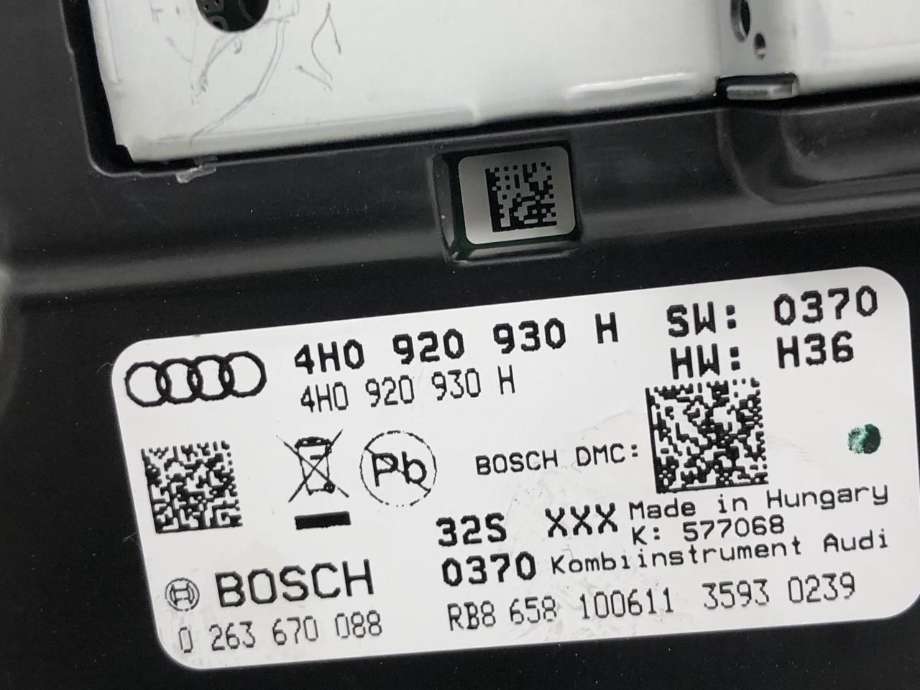 Instrumentpanel til Audi A8 2010-2013 (Type III, Fase 1)  (4H0 920 930 HX|)